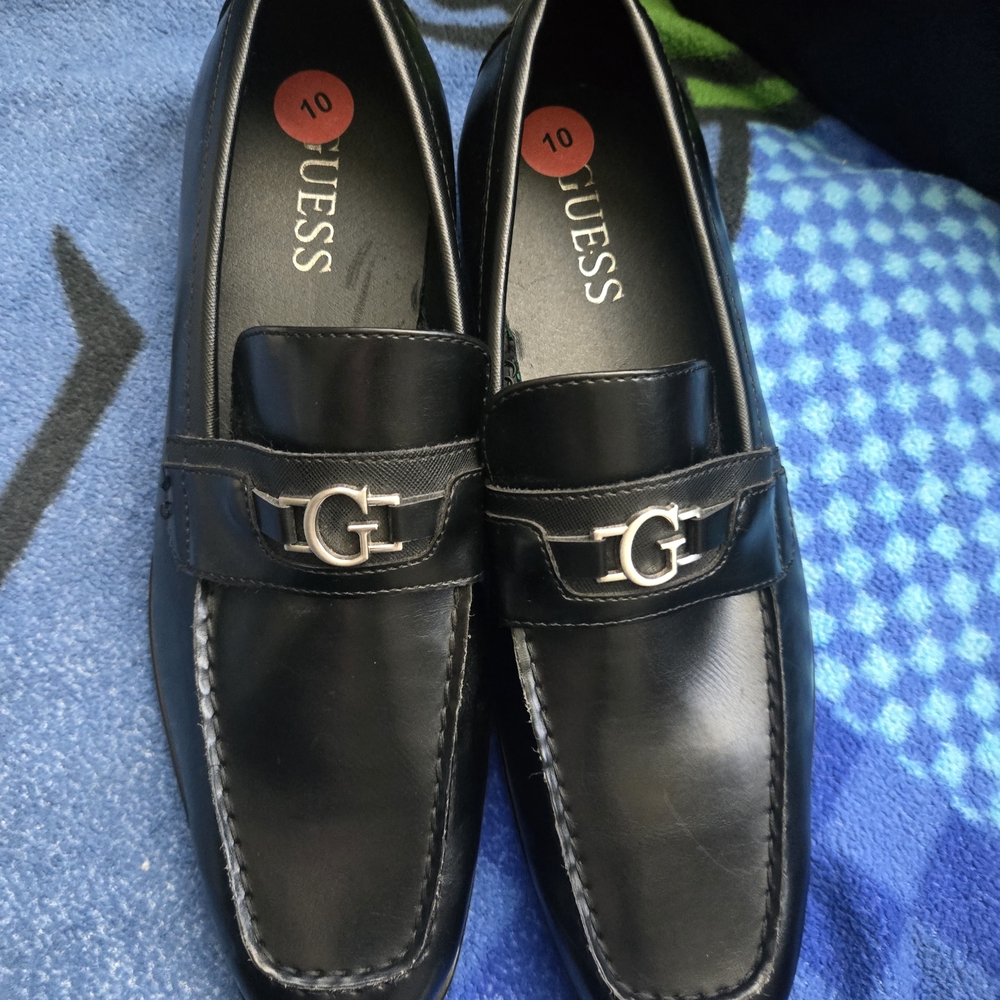 GUESS Men's Black Loafers